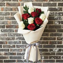 Букет цветов из:  Розы в Горном Забайкальского края