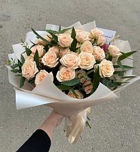 Букет Кремовые розы Латте в Горном Забайкальского края