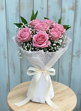 Букет цветов из:  Розы в Горном Забайкальского края