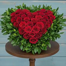 Цветочная композиция из Розы в виде сердца в Горном Забайкальского края