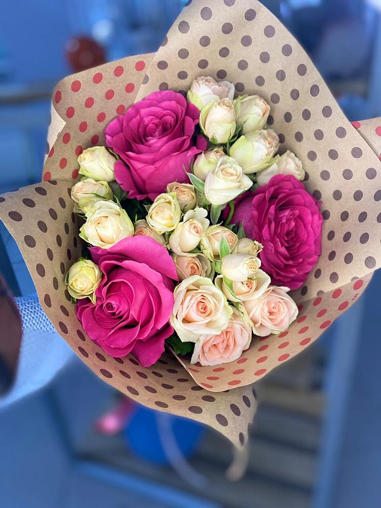 Букет цветов из: Розы в Горном Забайкальского края