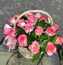 Цветочная композиция из Розы в корзине #REPLACE_PRED# Горном Забайкальского края