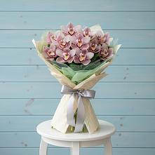 Букет цветов из:  Орхидеи и Розы в Горном Забайкальского края