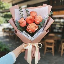 Букет цветов из:  Розы в Горном Забайкальского края