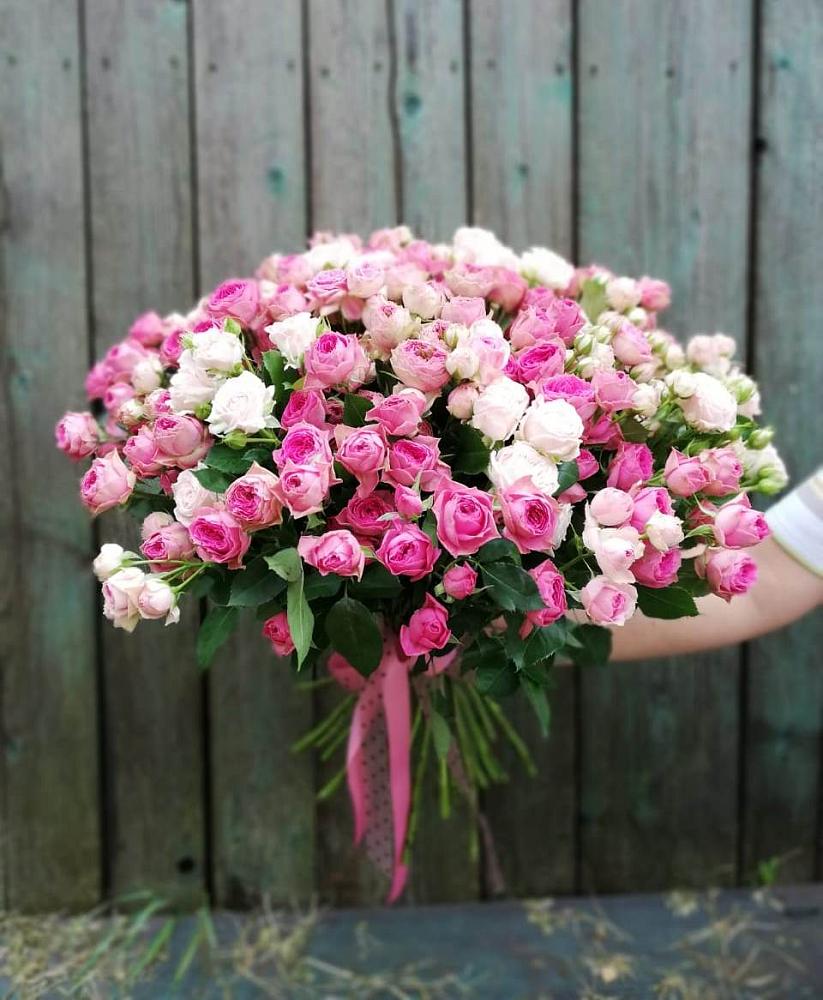 Букет Розовые кустовые розы Натали и Лав Лидия в Горном Забайкальского края