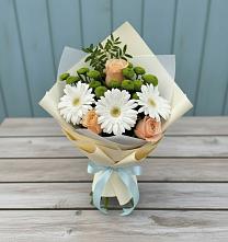 Букет цветов из:  Герберы, Розы и Хризантемы в Горном Забайкальского края