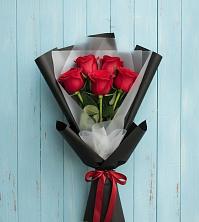 Букет цветов из:  Розы в Горном Забайкальского края
