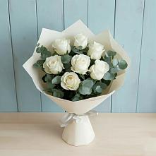 Букет Белые розы в Эвкалипте в Горном Забайкальского края