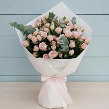 Букет цветов из:  Розы в Горном Забайкальского края
