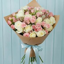 Букет цветов из:  Розы в Горном Забайкальского края